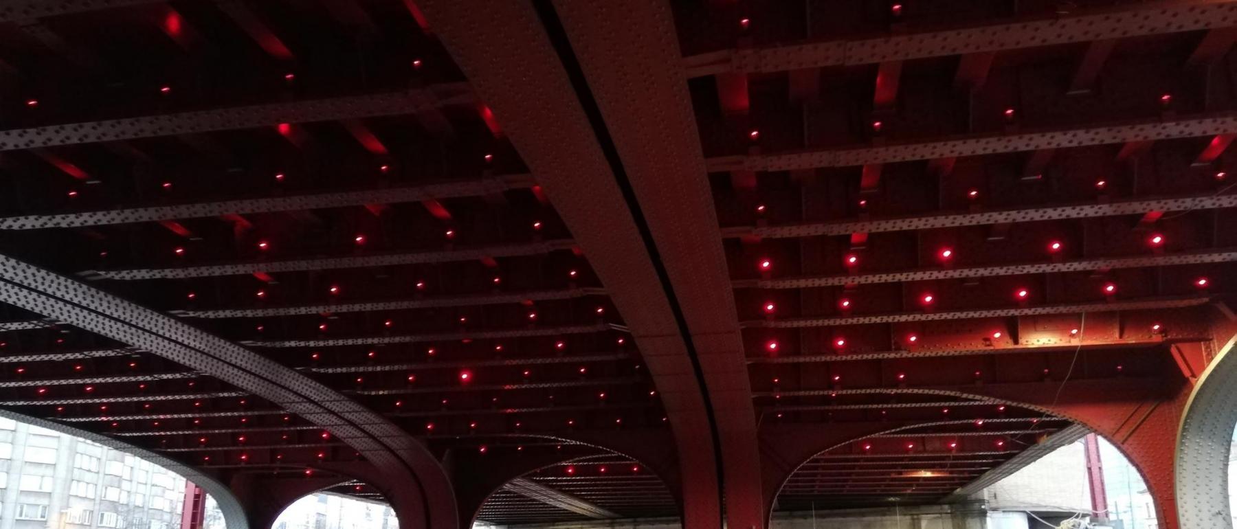 Eclairage d'ambiance sous le pont du Midi