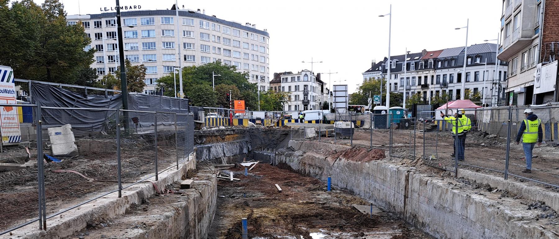 Les murs du tunnel de liaison sous le boulevard Jamar ont été réalisés.